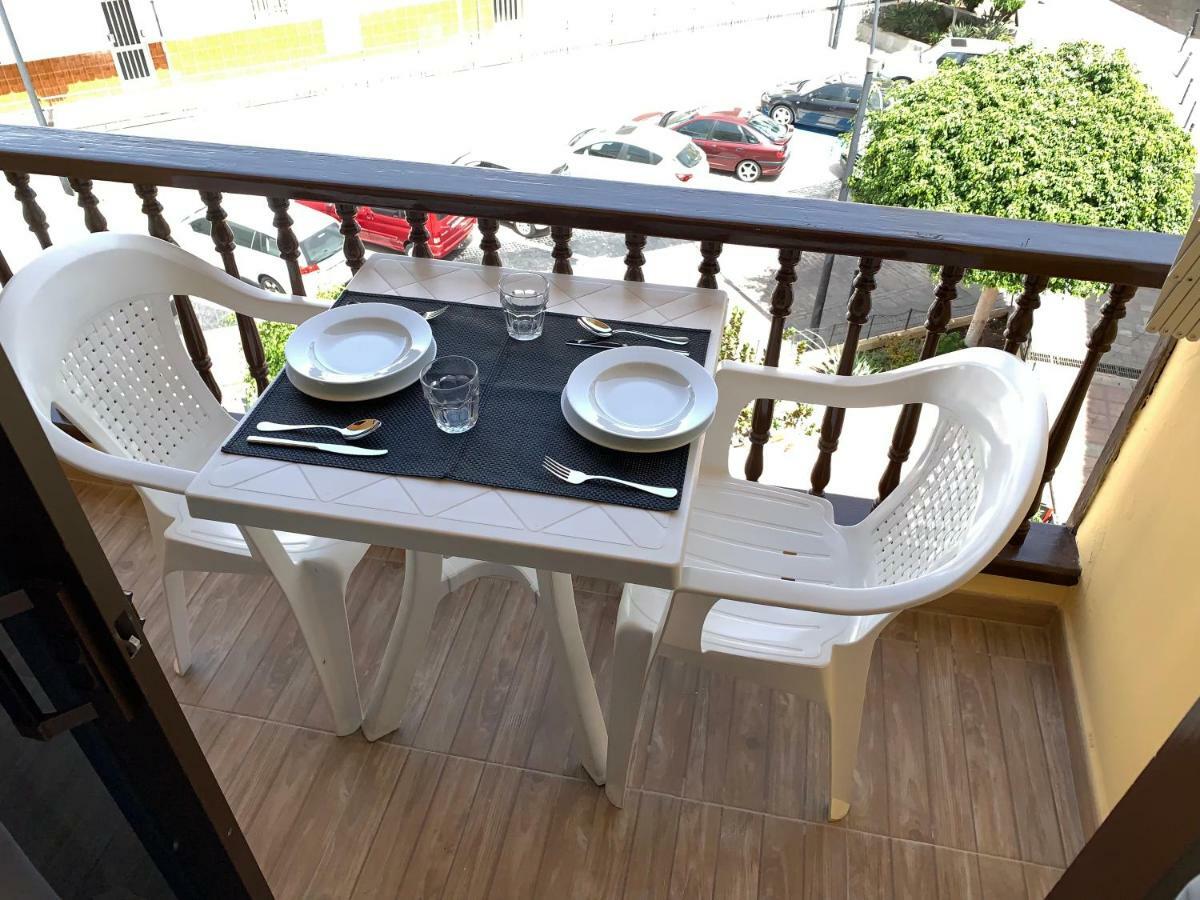 Cozy Studio In Los Cristianos Beach Free Wifi Arona  Bagian luar foto